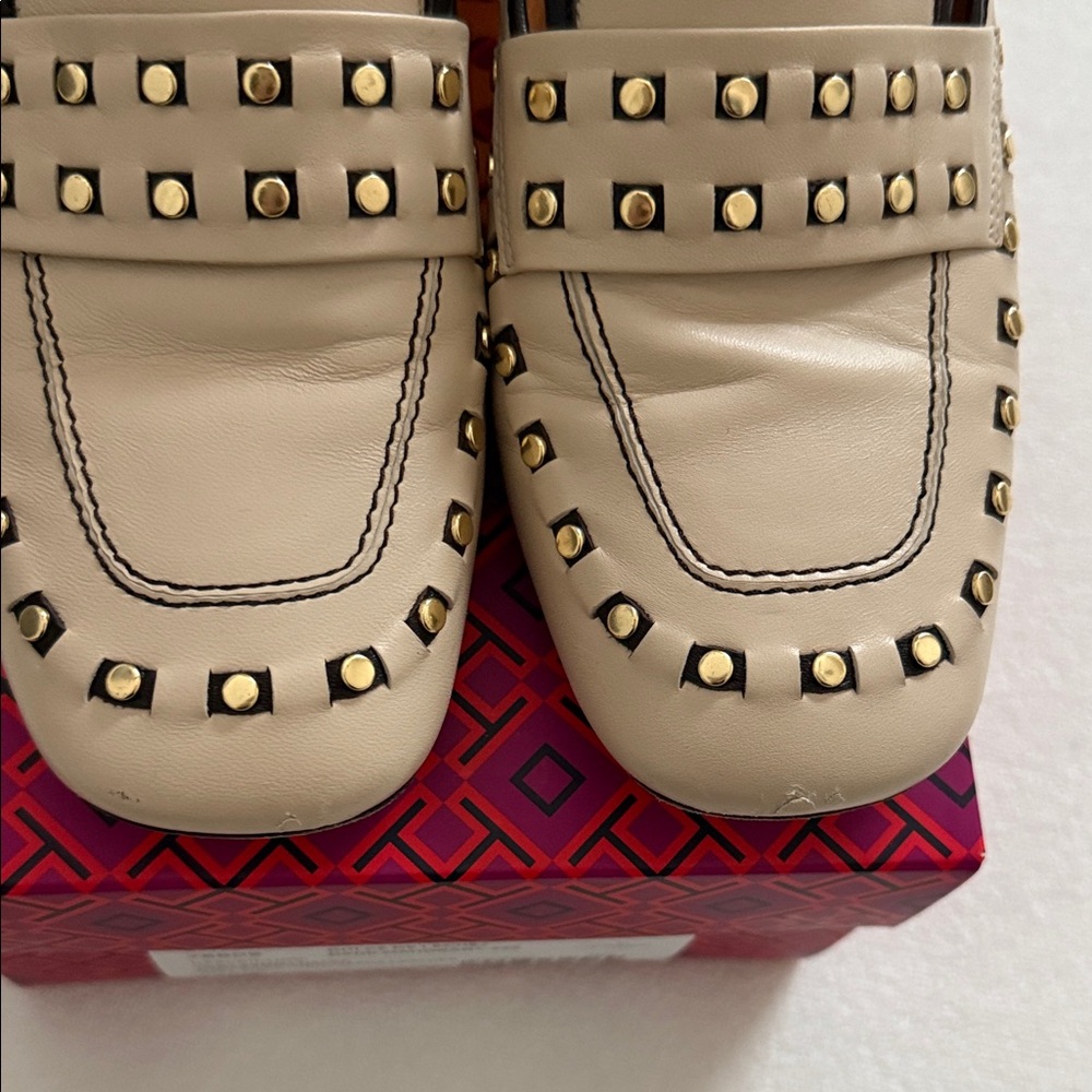 Tory Burch Cream Studded Loafers with Black Block Heel sz 10 - Picture 3 of 10